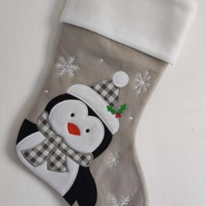 chaussettes de noël beiges avec pingouin brodé